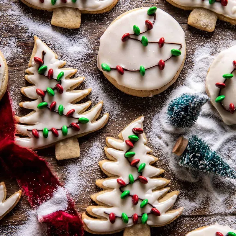 Easy Vanilla Bean Christmas Lights Cookies