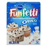 Pillsbury Vanilla Cake Mix with OREO Cookie Pieces