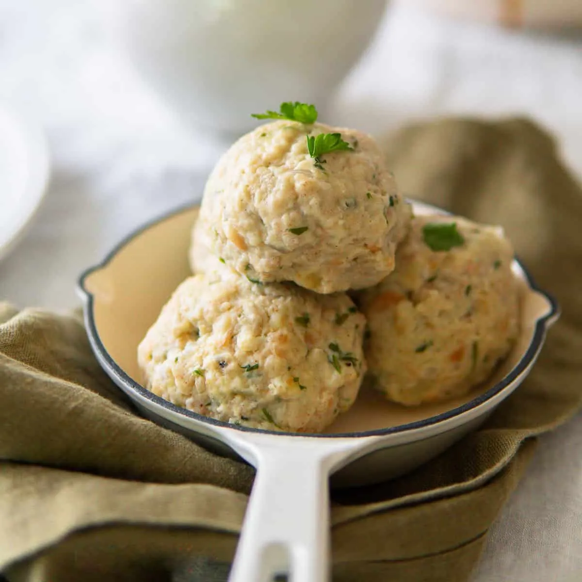 German Bread Dumplings (Semmelknödel)