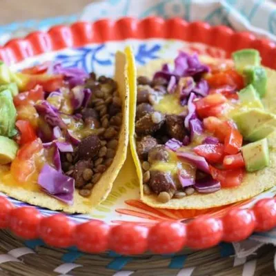 Recipe 'Rainbow Tacos With Tangy Mango Dressing'
