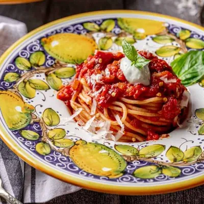 Recipe 'Pasta al Sugo di Pomodoro with Whipped Basil Ricotta'