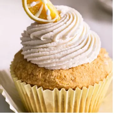 Recipe 'Grain-Free Lemon Cupcakes (Vegan)'