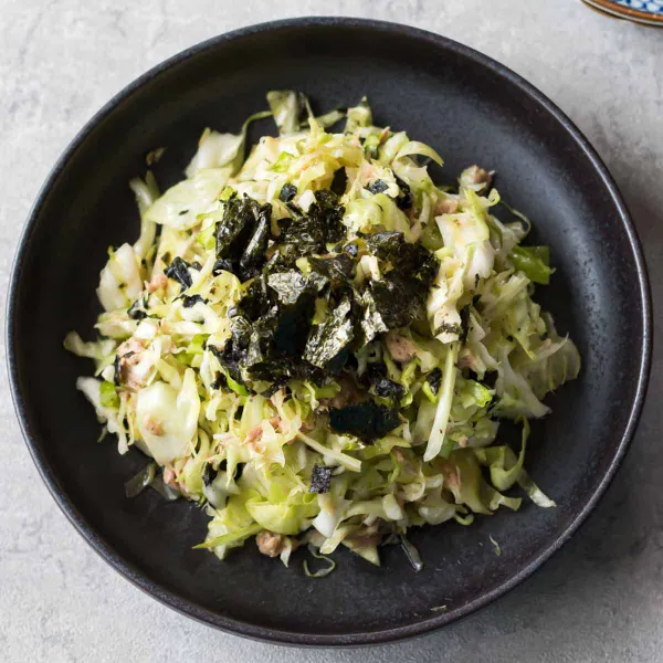 Cabbage and Tuna Salad with Nori