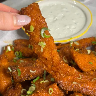 Recipe 'Honey Buffalo Chicken Cutlet Fries'