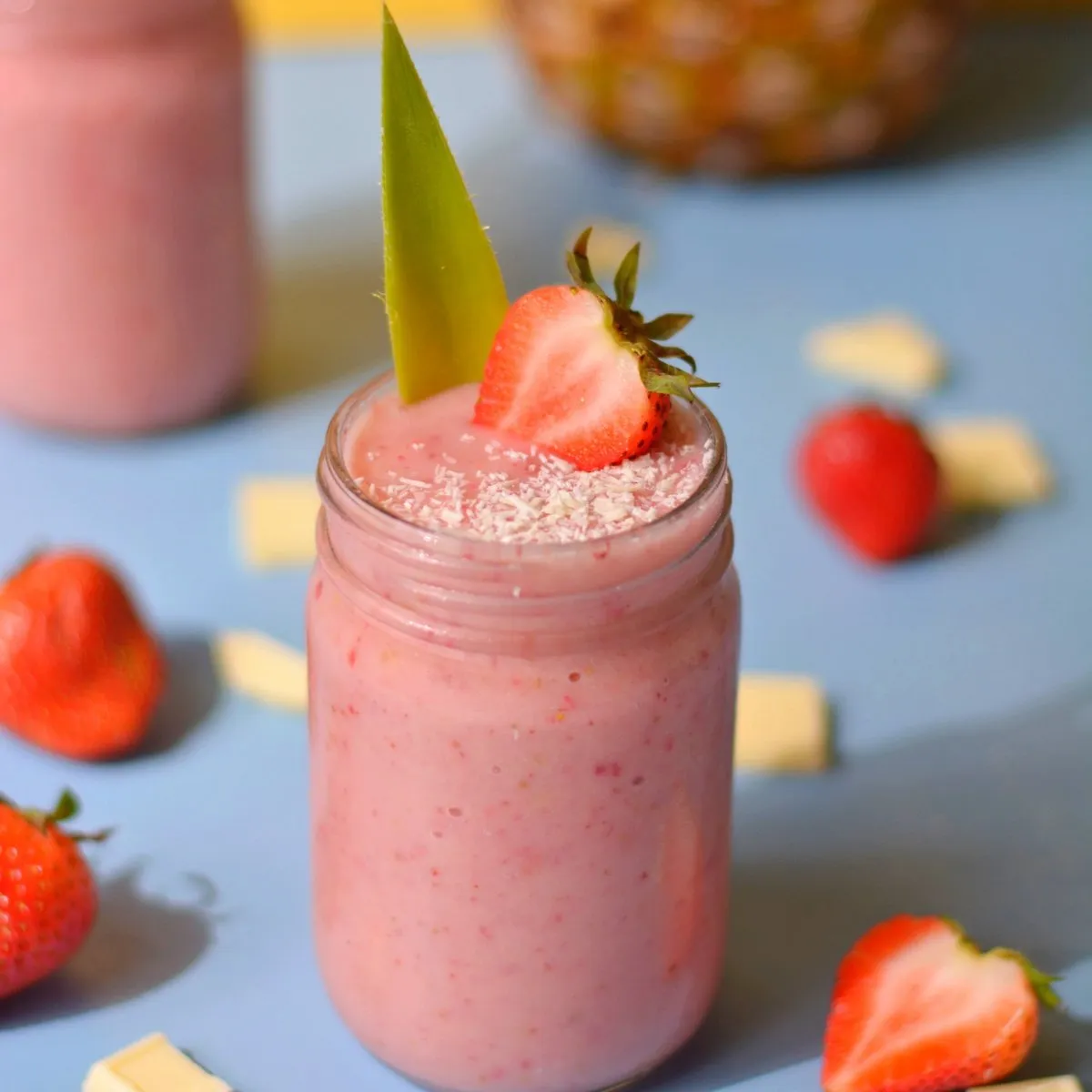 Bahama Mama Smoothie Recipe (Copycat Tropical Smoothie Cafe)