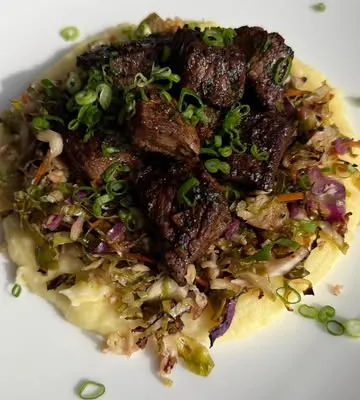 Recipe 'Garlic Steak Bites and Potatoes'
