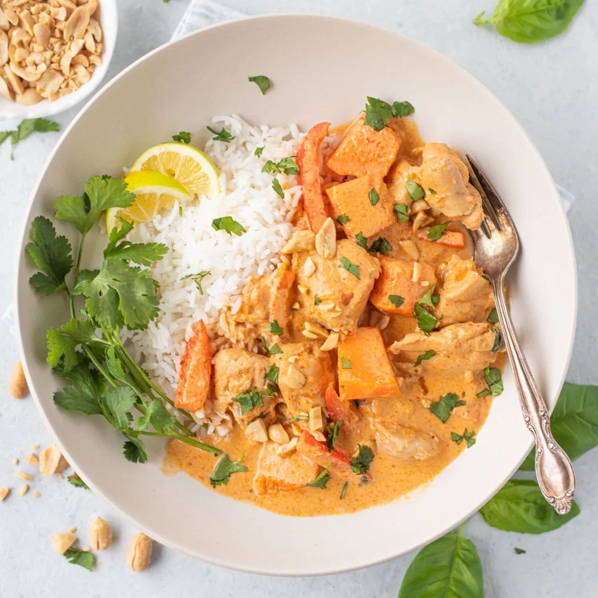 Thai Pumpkin Chicken Curry