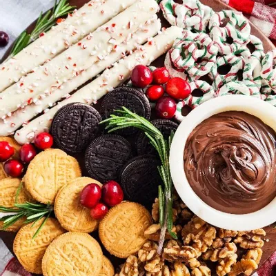 Recipe 'Holiday Dessert Board'