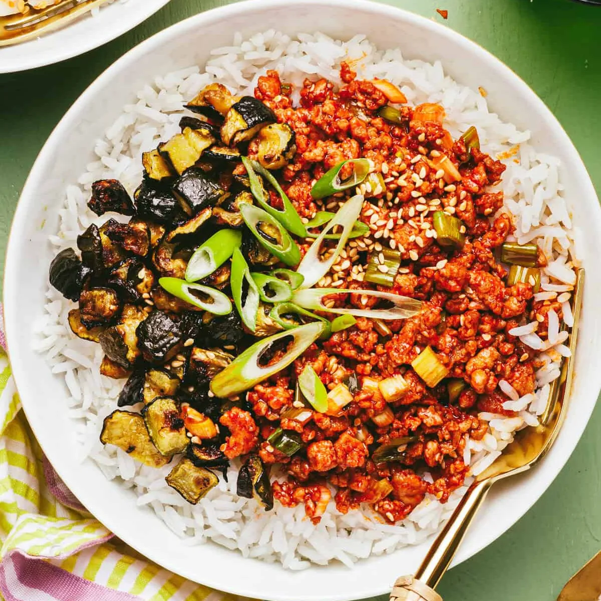 Garlic Sesame Chicken Zucchini Bowls