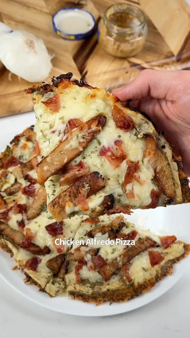 Broccoli Crust Chicken Alfredo Pizza