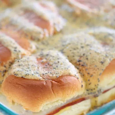 Recipe 'Turkey and Swiss Cheese Sliders Recipe'