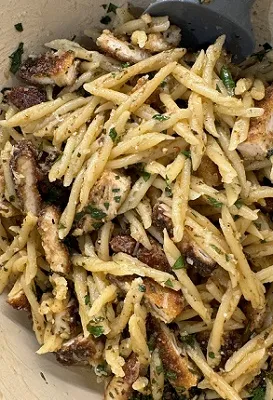 Recipe 'Warm Pasta Salad with Balsamic and Chicken Cutlets'