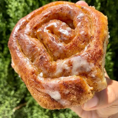 Recipe 'Cinnamon Crusted Cinnamon Rolls'