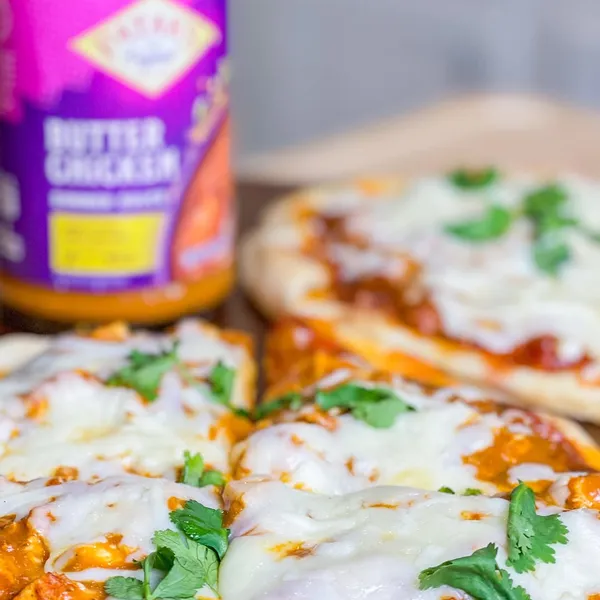 Butter Chicken Pizza