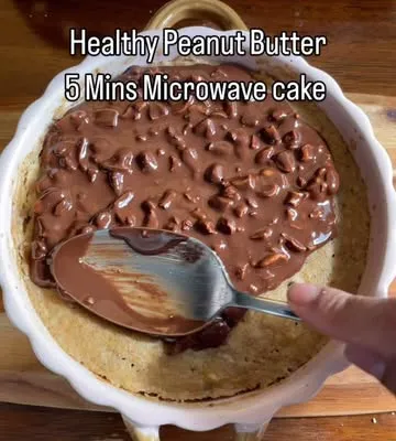 Recipe 'Healthy Peanut Butter Cake'