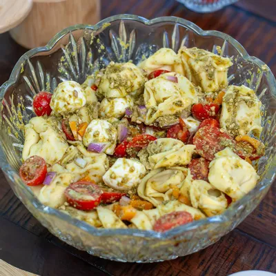 Recipe 'Pesto Tortellini Pasta'