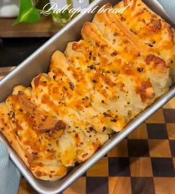 Recipe 'Garlic Pull-Apart Bread'