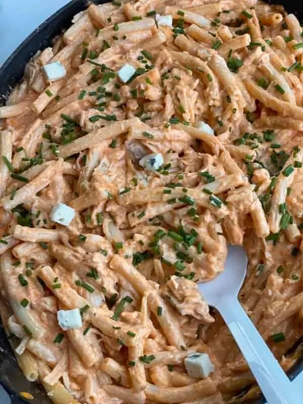 Buffalo Chicken Pasta Bake