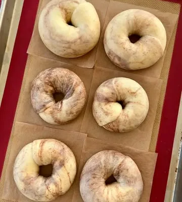 Recipe 'Maple French Toast Swirl Bagels'