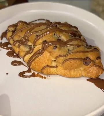 Recipe 'Chocolate Chip Croissant Cookies'