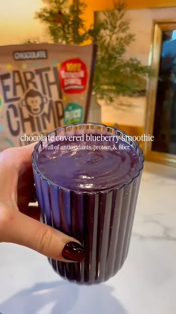 Chocolate Covered Blueberry Smoothie