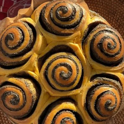 Recipe 'Pumpkin Cinnamon Rolls'