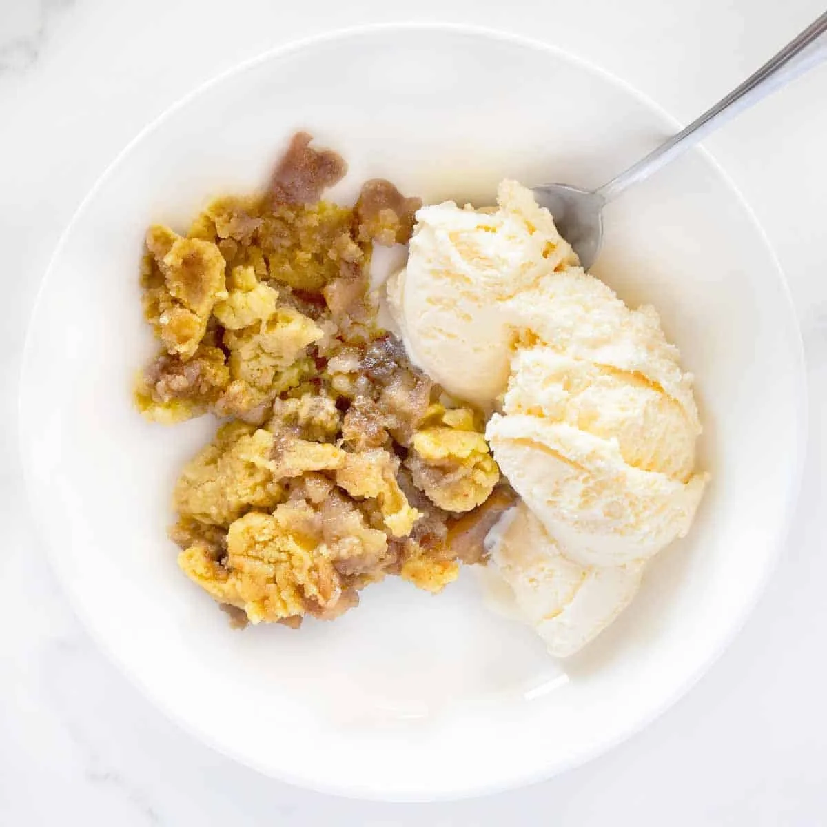 Slow Cooker Apple Dump Cake Recipe