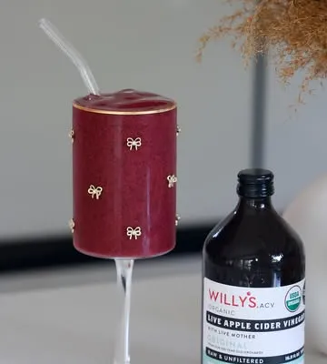 Recipe 'Berry Cherry Gut-Boost Smoothie'