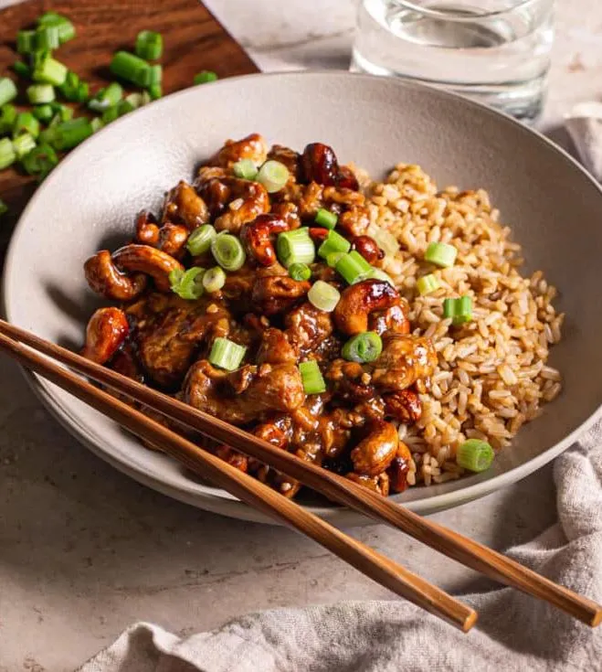 Sticky Vegan Cashew Chicken