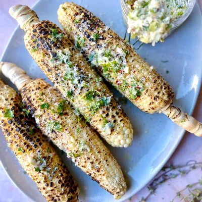 Recipe 'Spicy Compound Butter on Grille Corn'