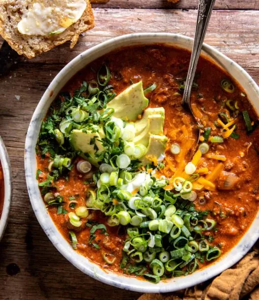 Crockpot Spicy Queso Beef Chili