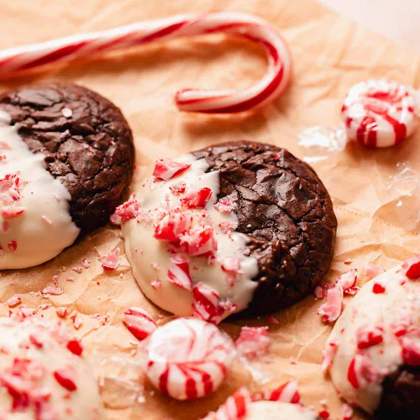 Peppermint Brownie Bark Cookies