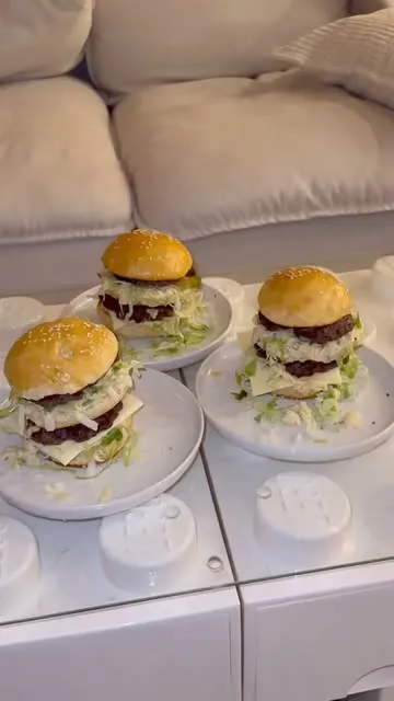 Big Mac Copycat