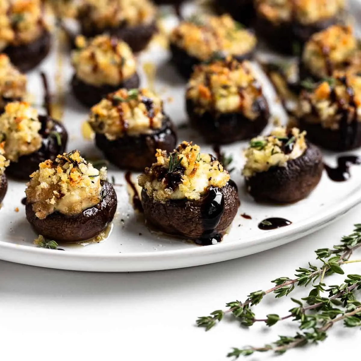 Boursin Cheese Stuffed Mushrooms (Easy Appetizer!)