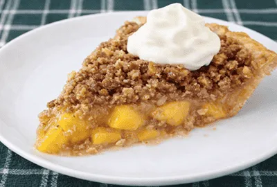 Recipe 'Pecan Peach Crumble Pie'