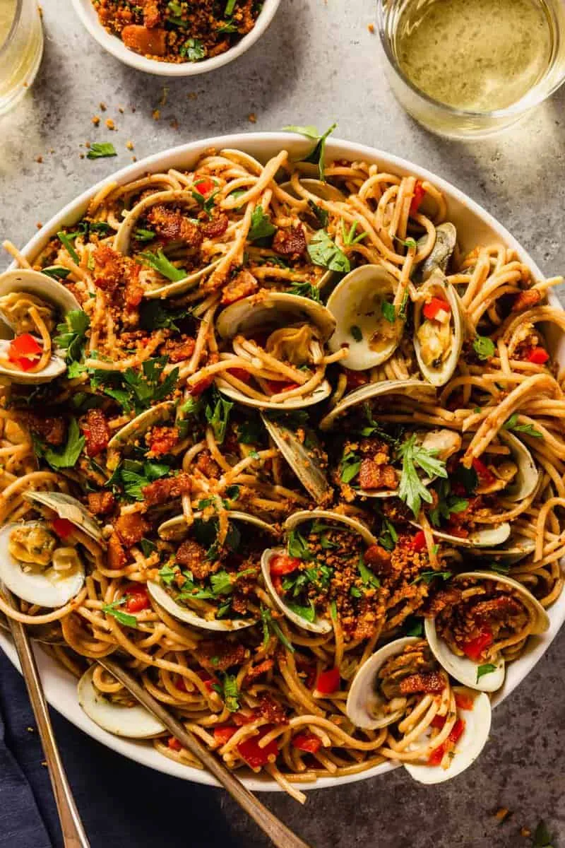 Spaghetti with Clams a la Casino