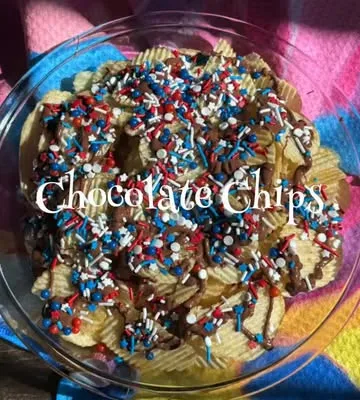 Recipe 'Easy Melted Chocolate Drizzle with Potato Chips'