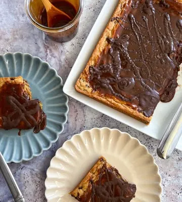 Recipe 'Dulce de Leche Chocolate Cookie Bars'