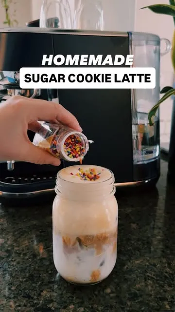 My homemade version of a sugar cookie latte!!