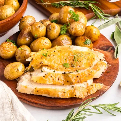 Recipe 'Baked Whole Chicken in the Oven'