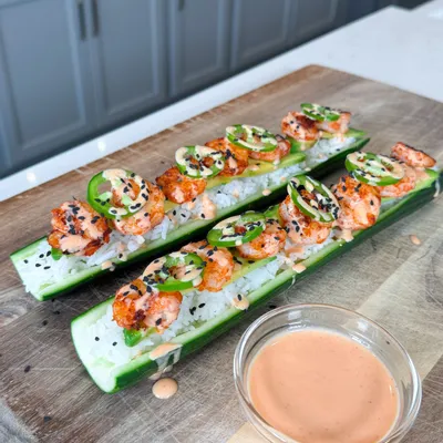 Recipe 'Spicy Shrimp Cucumber Sushi Boats'