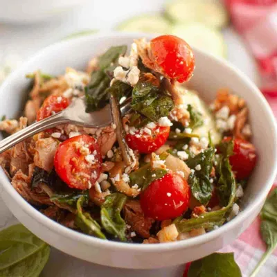 Recipe 'Zesty Salad with Blue Cheese Dressing'