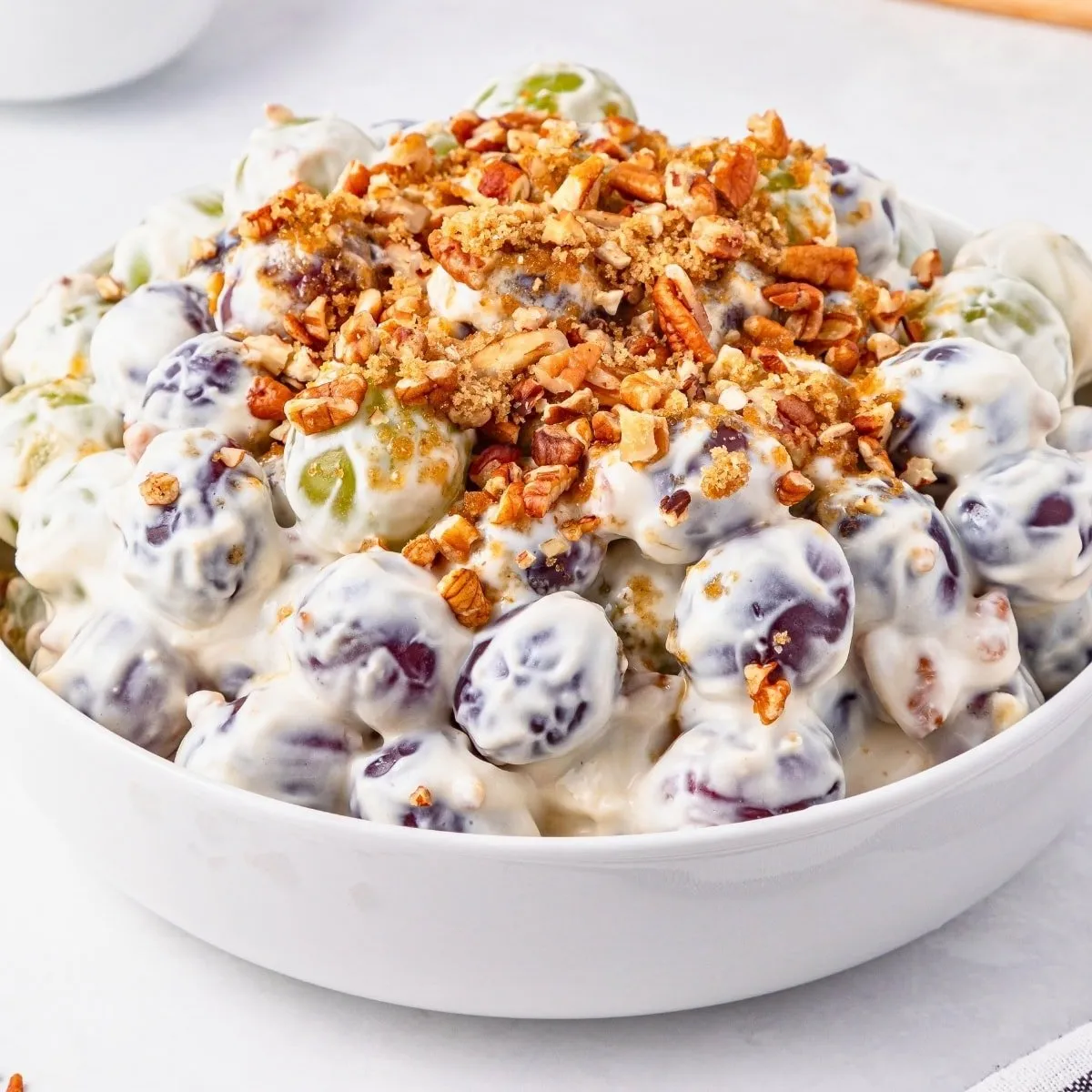 Creamy Grape Salad with Cream Cheese