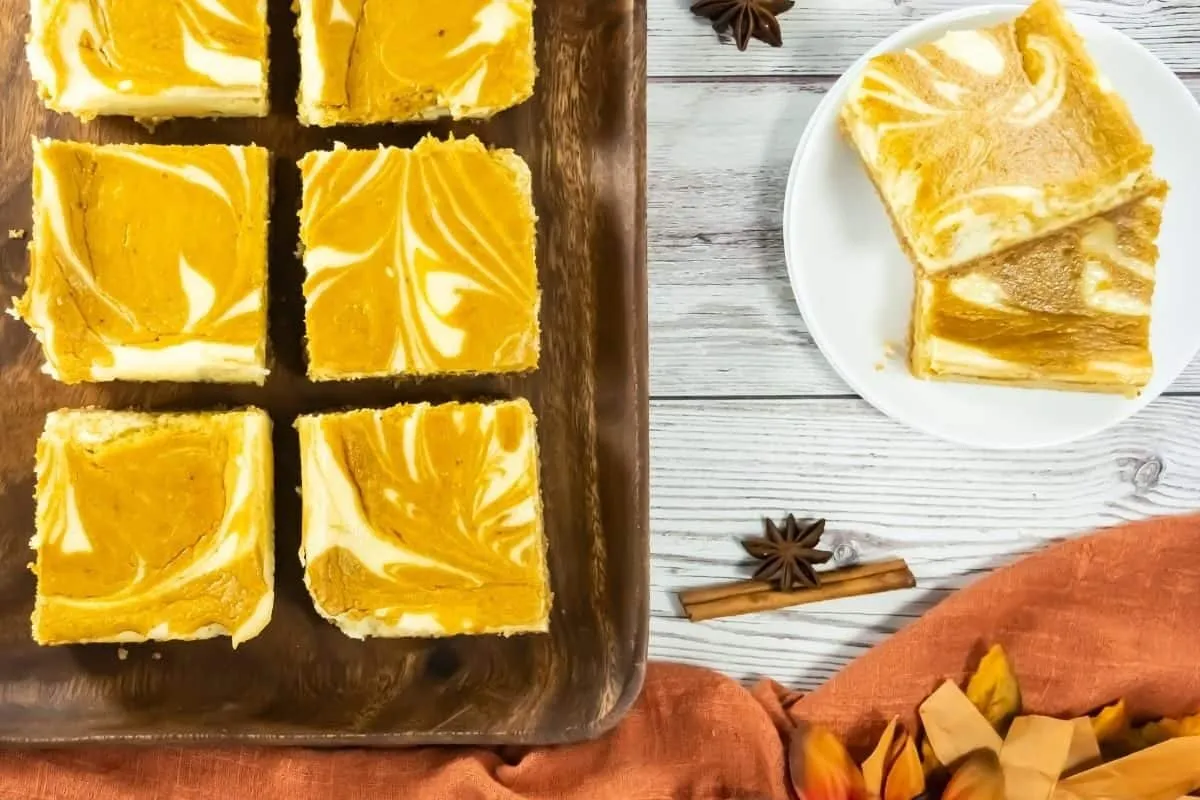 Pumpkin Cheesecake Bars