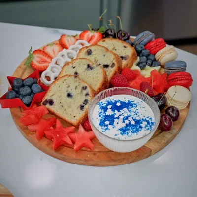 Recipe '4th of July Dessert Board'