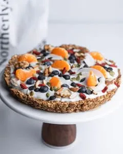 The most delicious oat breakfast pizza ever!