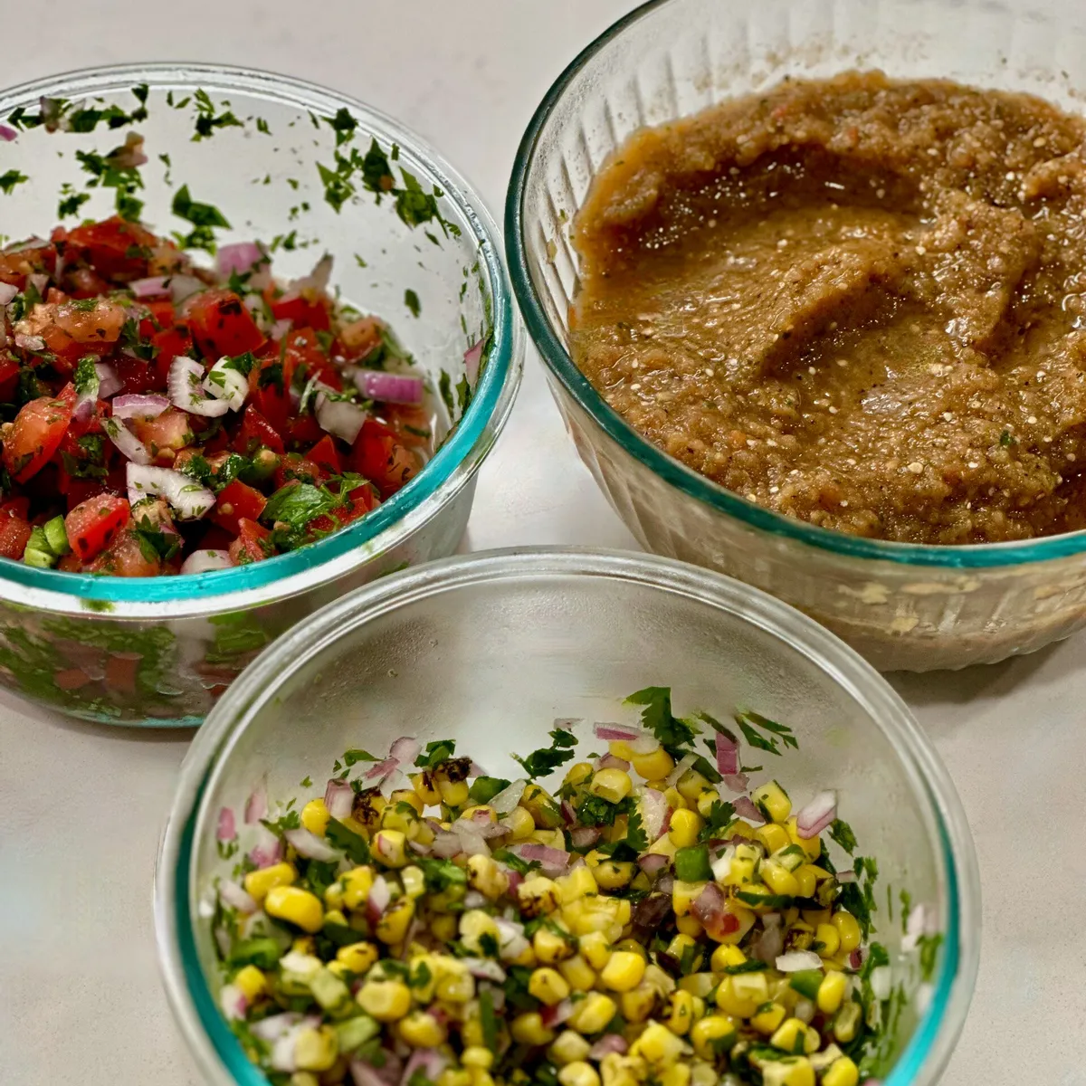 Chipotle Copycat Fresh Tomato Salsa Recipe (Mild Salsa)