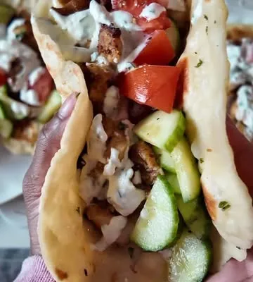 Recipe 'One Pan Chicken Platter & Pita'
