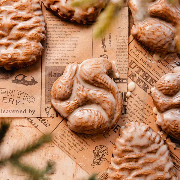 Thick Gingerbread Molded Cookies with Jam Filling