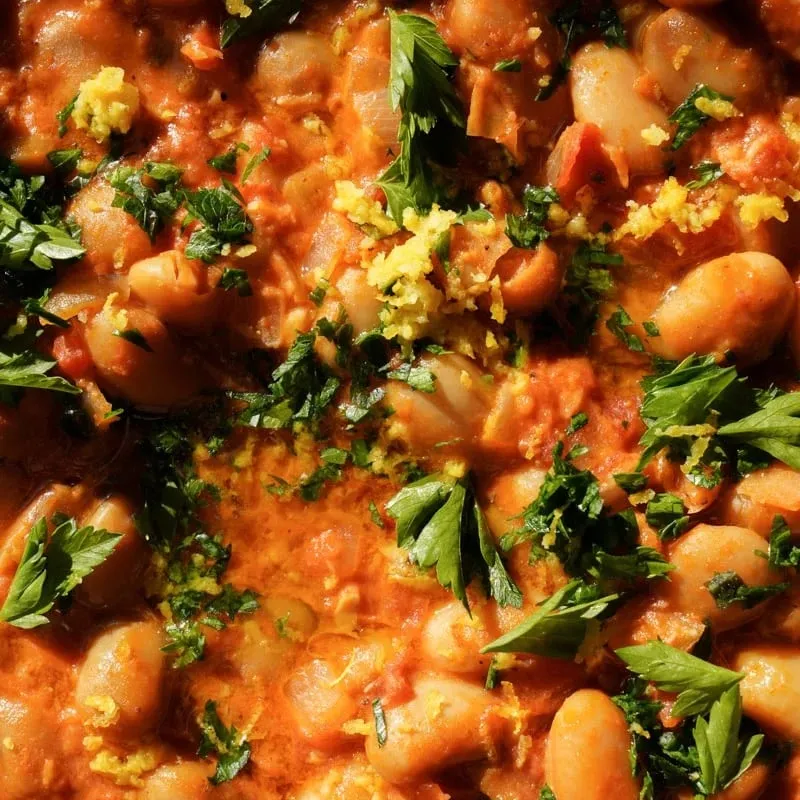 Creamy Tomato Butter Beans
